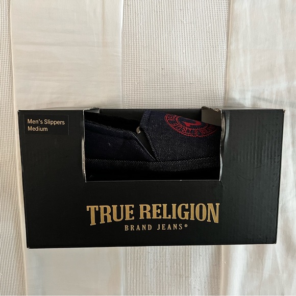 True Religion Size Medium Slippers - Picture 4 of 8